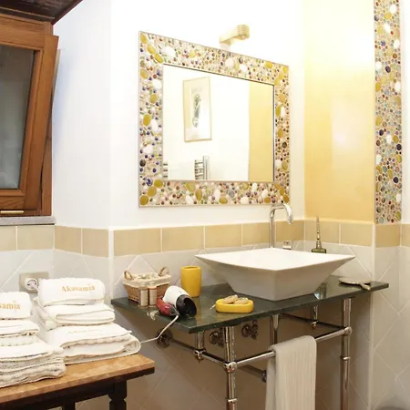 Akasamia - La Dimora Frühstückspension