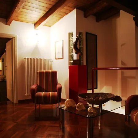 Akasamia - La Dimora Frühstückspension