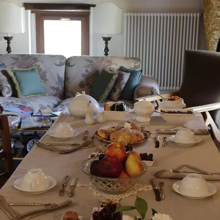 Akasamia - La Dimora Frühstückspension